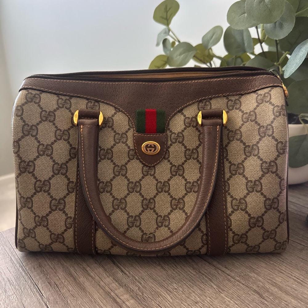 Authentic Gucci GG Supreme Web Sherry Line
Boston Bag